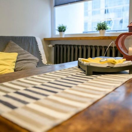 Апартаменты Chmielna Wood Lux Варшава Экстерьер фото