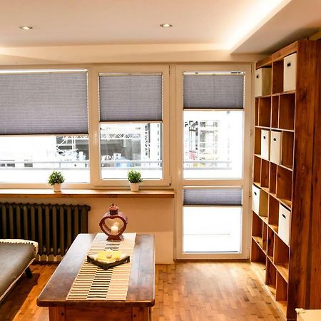 Апартаменты Chmielna Wood Lux Варшава Экстерьер фото